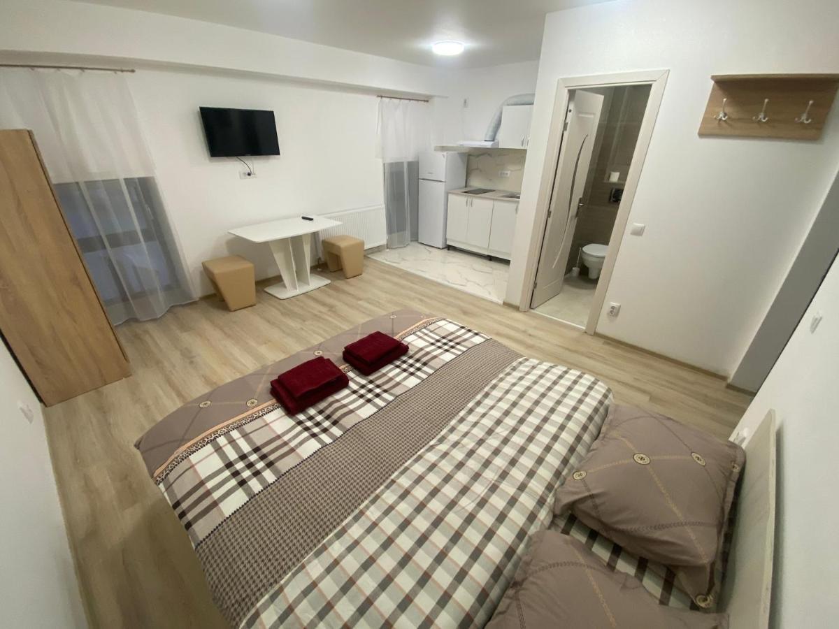Rez Suites ยาช ภายนอก รูปภาพ