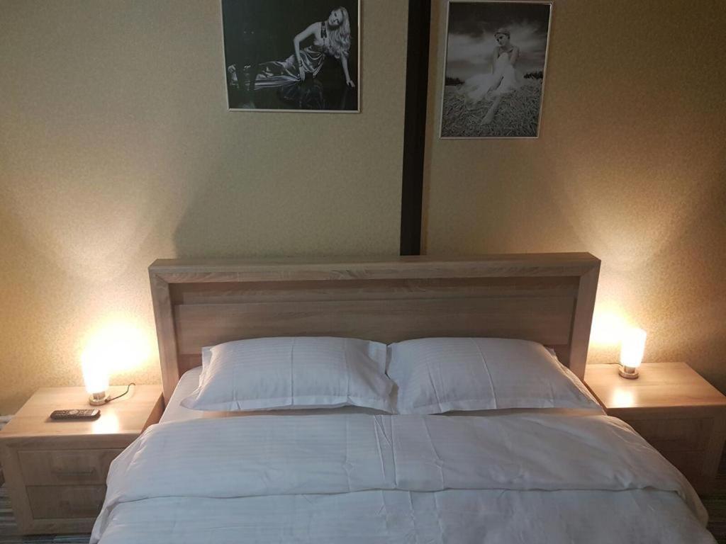 Rez Suites ยาช ภายนอก รูปภาพ
