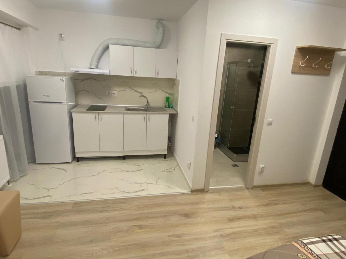 Rez Suites ยาช ภายนอก รูปภาพ